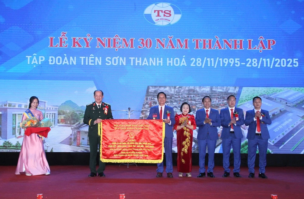 Công ty CP Tập đoàn Tiên Sơn Thanh Hóa kỷ niệm 30 năm thành lập