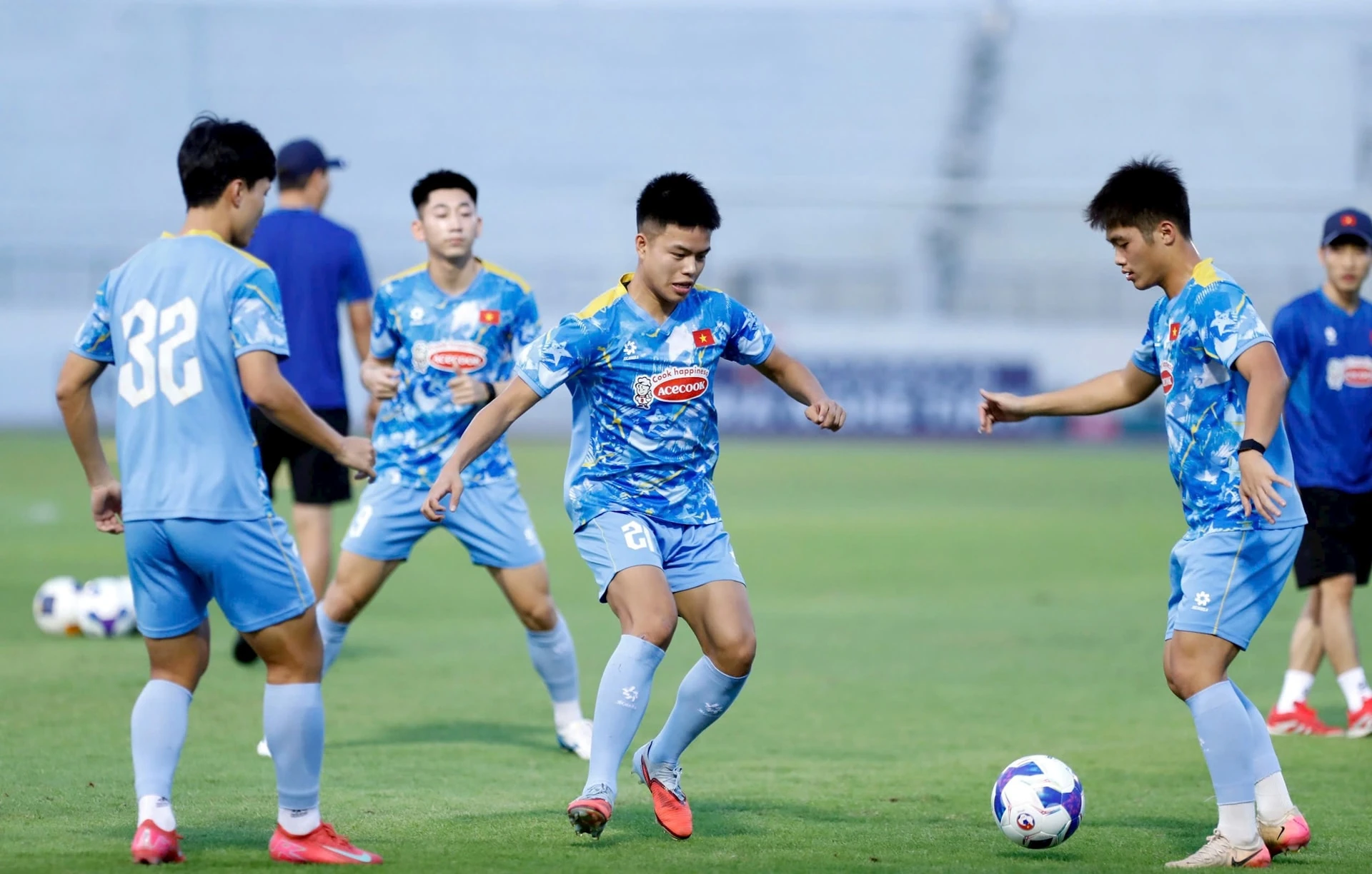 U22 Campuchia rút khỏi SEA Games 33, cục diện bảng đấu thay đổi ra sao? BLĐ Liverpool quyết định tương lai Arne Slot