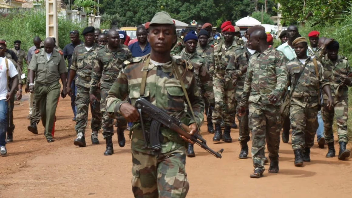 Đảo chính Guinea-Bissau: Quân đội lật đổ chính phủ, phế truất tổng thống