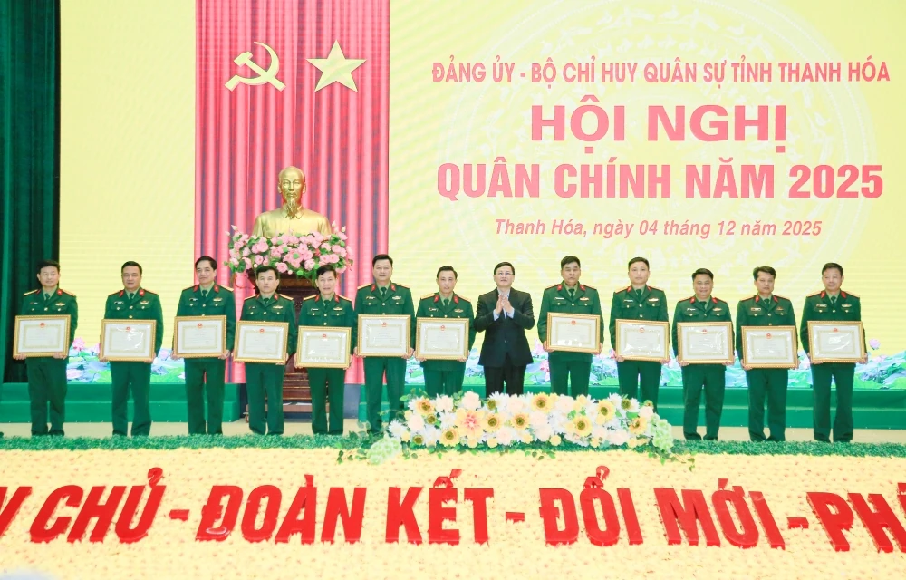 Hội nghị quân chính năm 2025