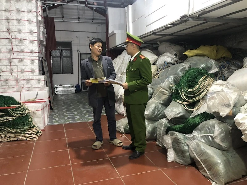 Tập huấn, hướng dẫn tuyên truyền cho các chủ tàu và người dân về PCCC
