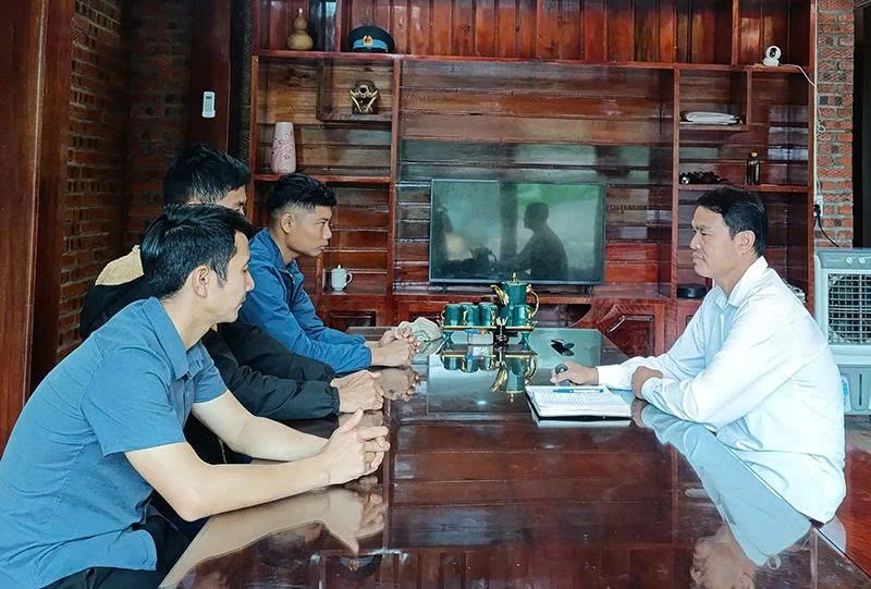 Bí thư chi bộ vùng cao nêu gương sáng