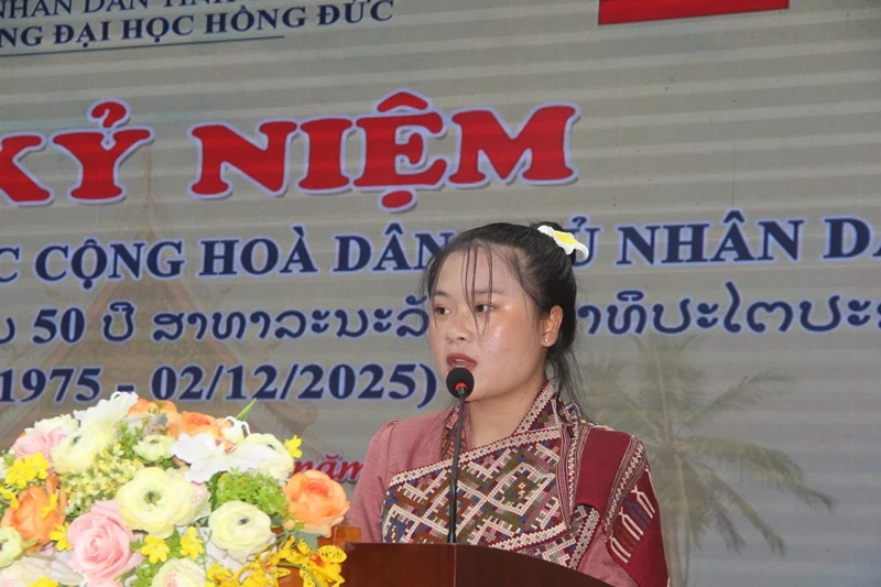 Trường Đại học Hồng Đức kỷ niệm 50 năm Quốc khánh nước Cộng hòa Dân chủ Nhân dân Lào