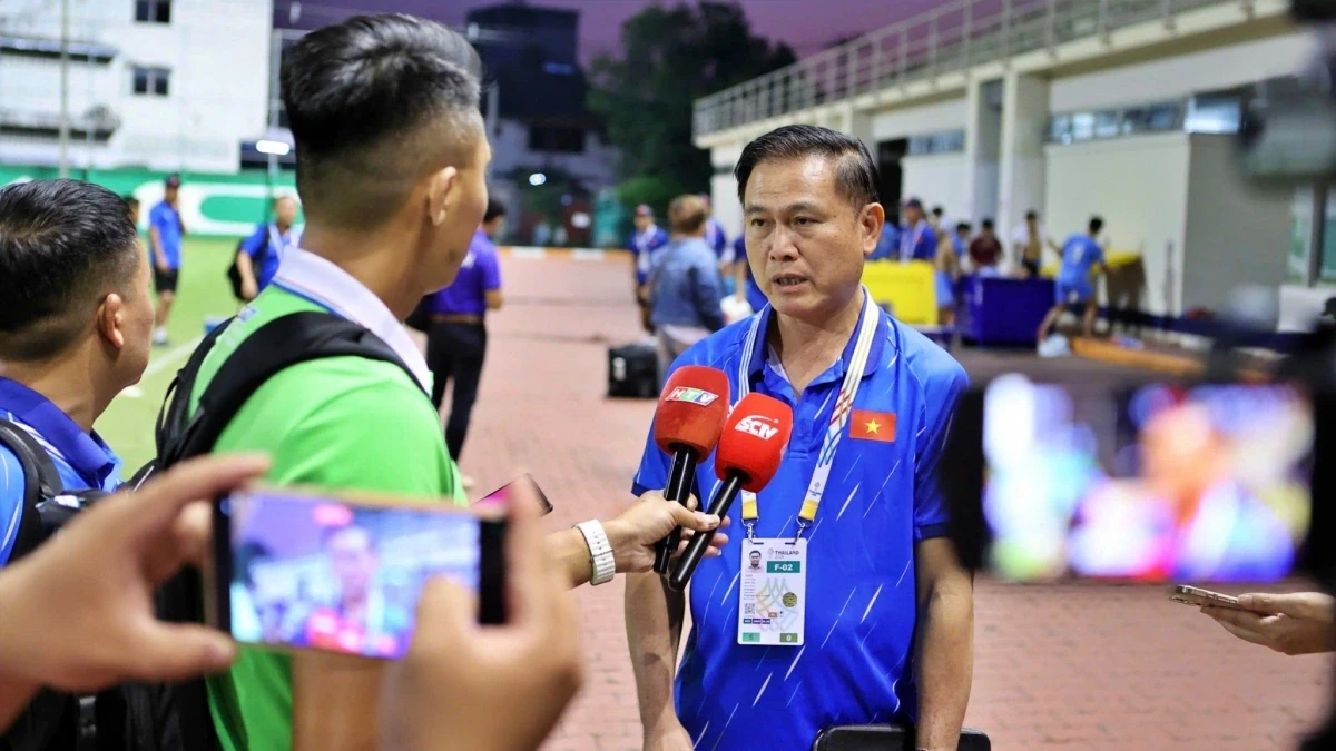 Lãnh đạo VFF lên tiếng về việc U22 Việt Nam bị điều chỉnh lịch thi đấu giờ chót; Hé lộ bến đỗ tiếp theo của Sergio Ramos