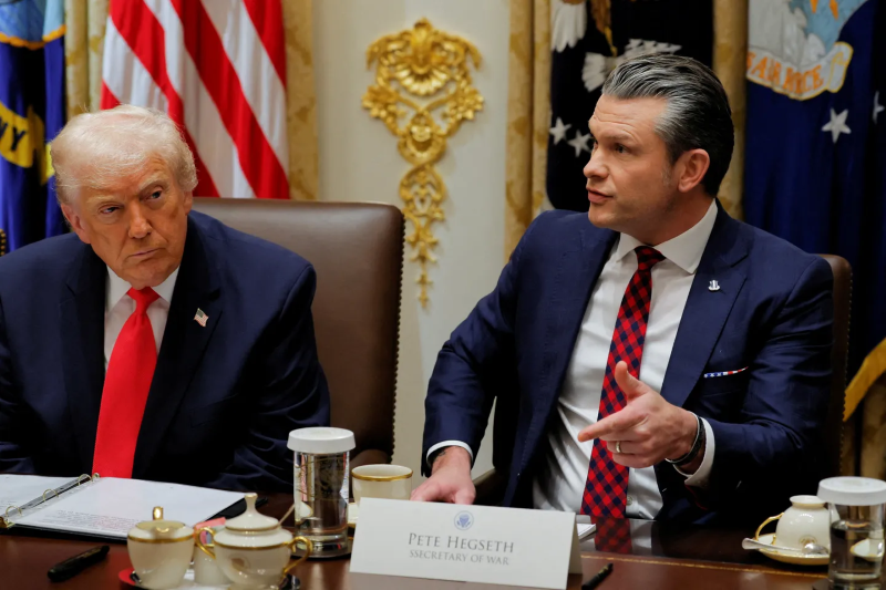 Bộ trưởng Quốc phòng Hegseth sử dụng ứng dụng Signal tiềm ẩn nguy cơ cho binh sĩ Mỹ