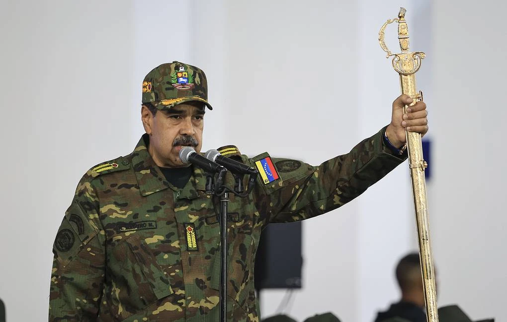CNN: Tổng thống Maduro hé lộ khả năng từ chức