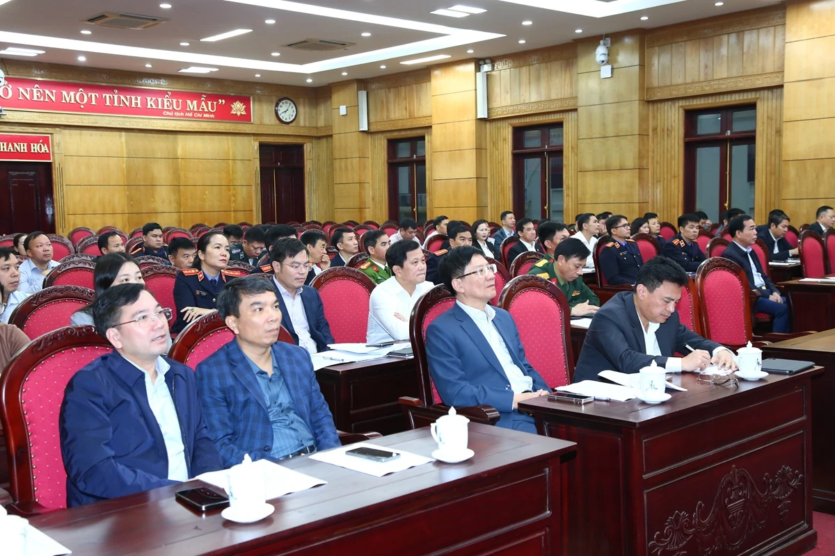 Kiên quyết, kiên trì ngăn chặn, đẩy lùi tham nhũng, lãng phí, tiêu cực