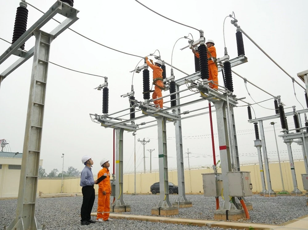 Hoàn thành đóng điện công trình Đường dây và TBA 110kV Hậu Lộc 2