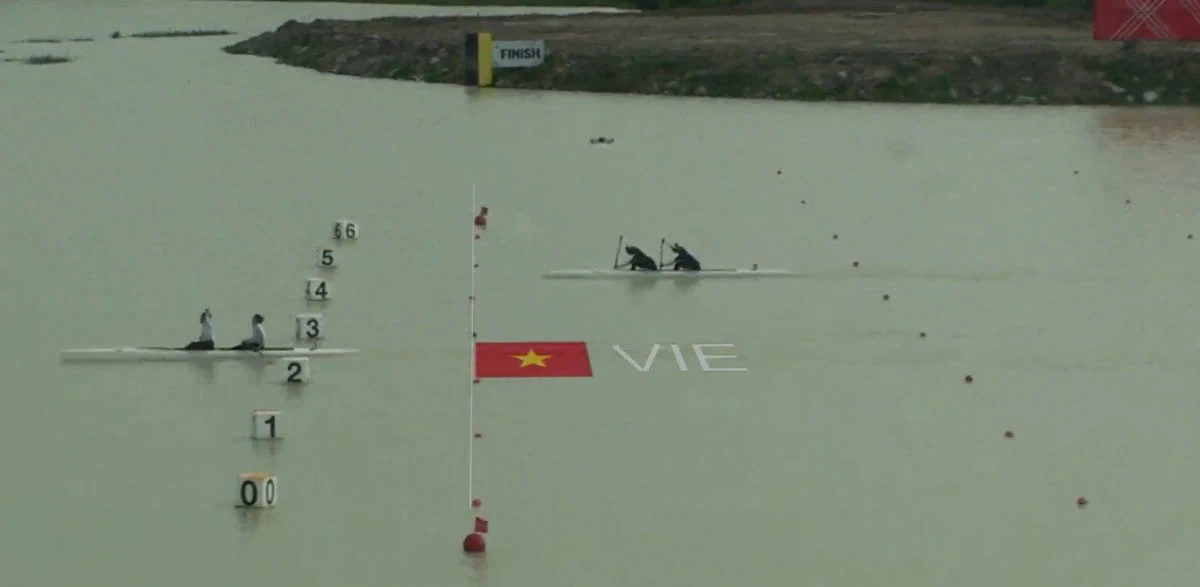 SEA Games 33 ngày 10/12: “Kình ngư” Phạm Thị Vân và đồng đội giành HCĐ Bơi lội
