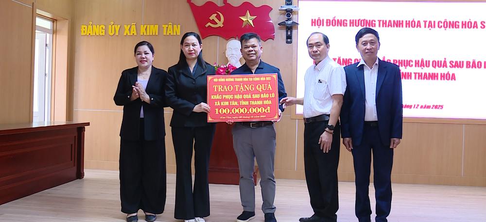 Hội đồng hương Thanh Hóa tại Cộng hòa Séc hỗ trợ người dân bị thiệt hại do bão