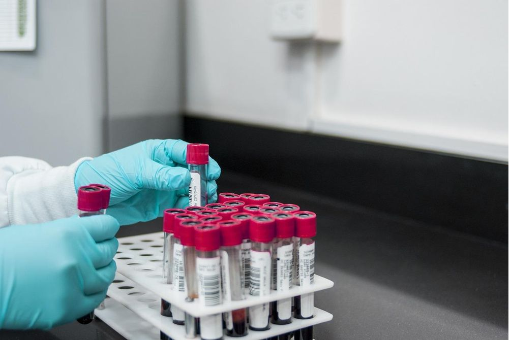 Nga công bố 3 lô vaccine ung thư mRNA đầu tiên