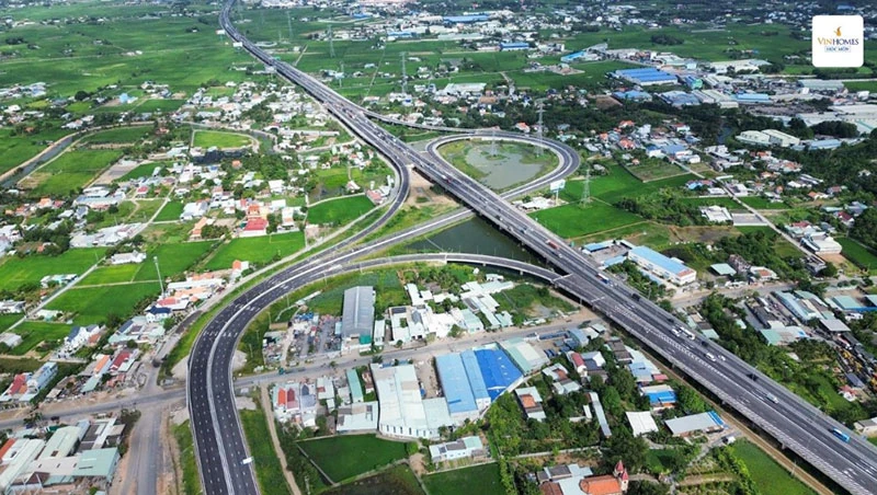 Vì sao Tây Bắc TP.HCM đang nổi lên thành “cực tăng trưởng mới”?