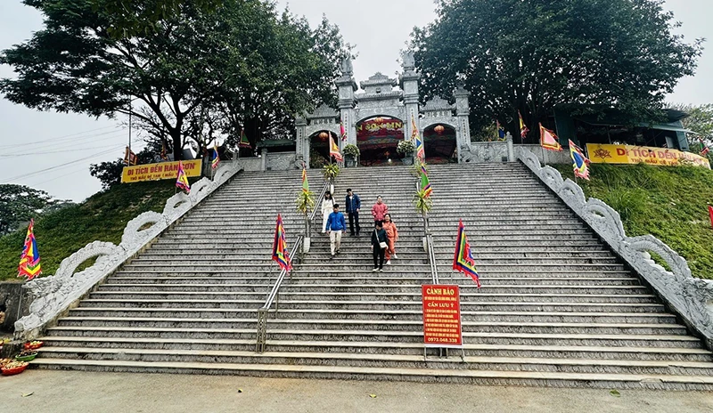 Về miền di tích Tống Sơn