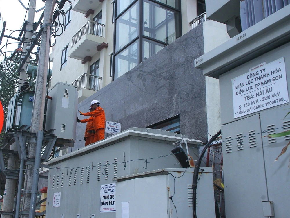 50 khách hàng lớn, khách hàng 110kV được vệ sinh miễn phí trạm biến áp thuộc tài sản của khách hàng