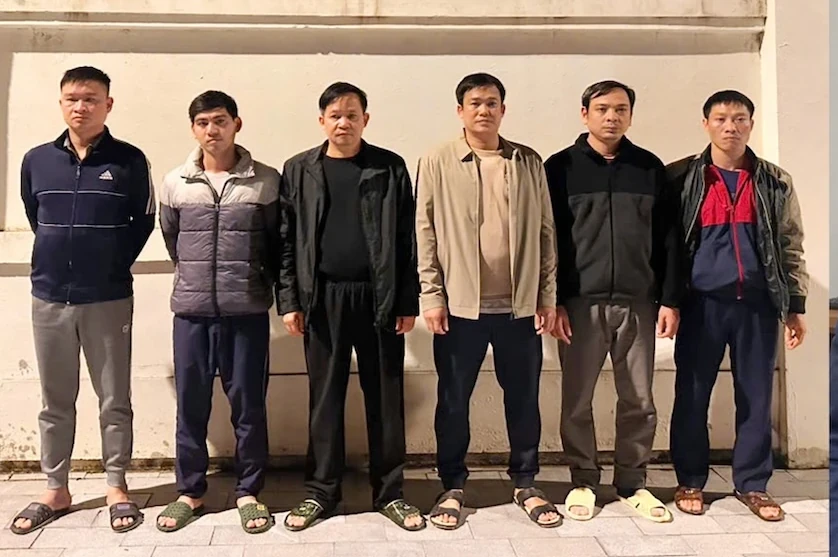 Khởi tố, bắt tạm giam 7 đối tượng tại Cảng vụ Hàng hải Thanh Hóa