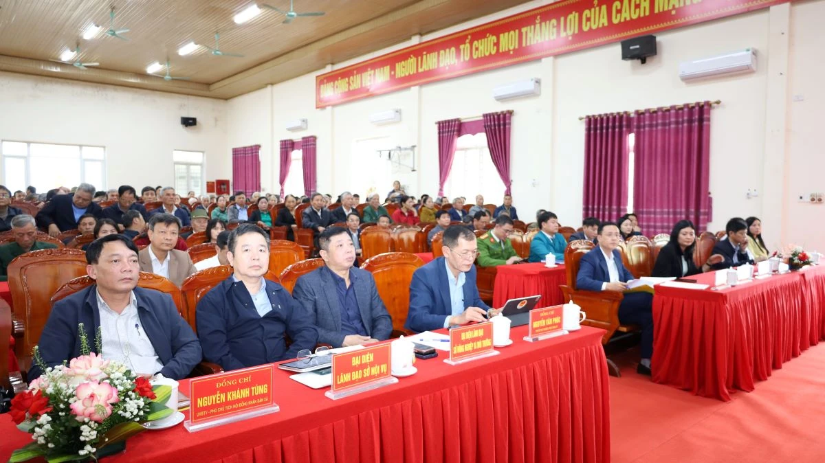 Cử tri xã Thiệu Trung kiến nghị nhiều vấn đề liên quan đến lĩnh vực văn hóa, giáo dục, y tế