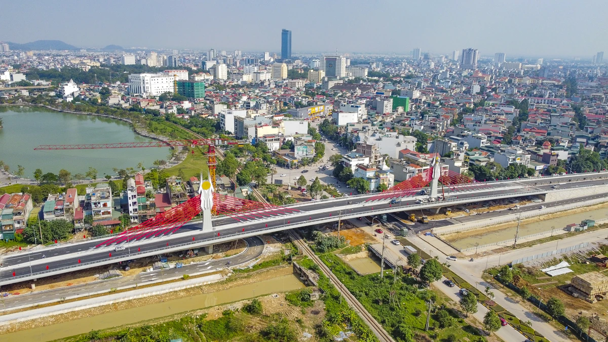 Hình hài cây cầu dây văng đầu tiên vượt đường sắt Bắc - Nam tại Thanh Hóa
