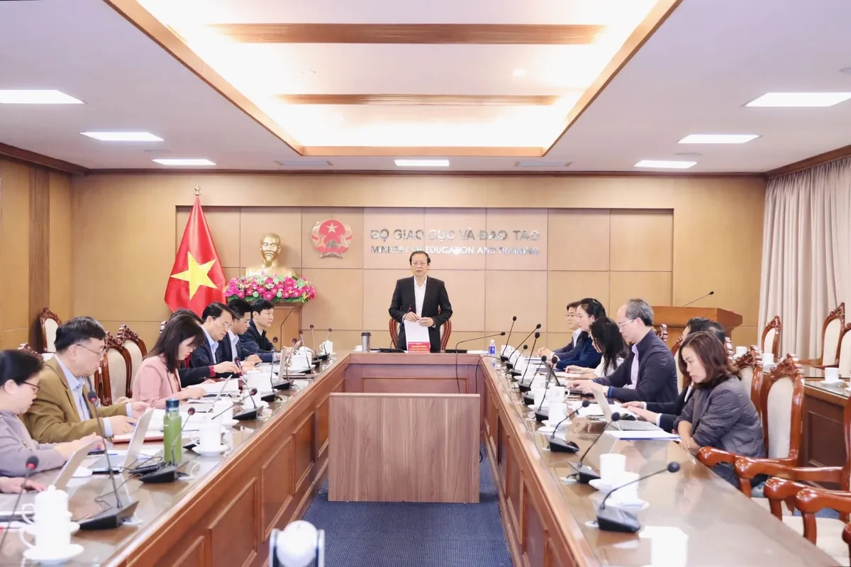 Bộ GD&ĐT: Sắp xếp trường học cần thận trọng, không sáp nhập cơ học