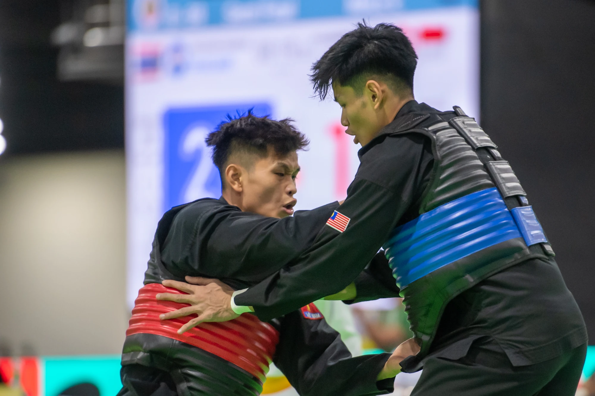 Pencak Silat Việt Nam giành 4 suất tranh huy chương vàng sau ngày thi đấu đầy thách thức