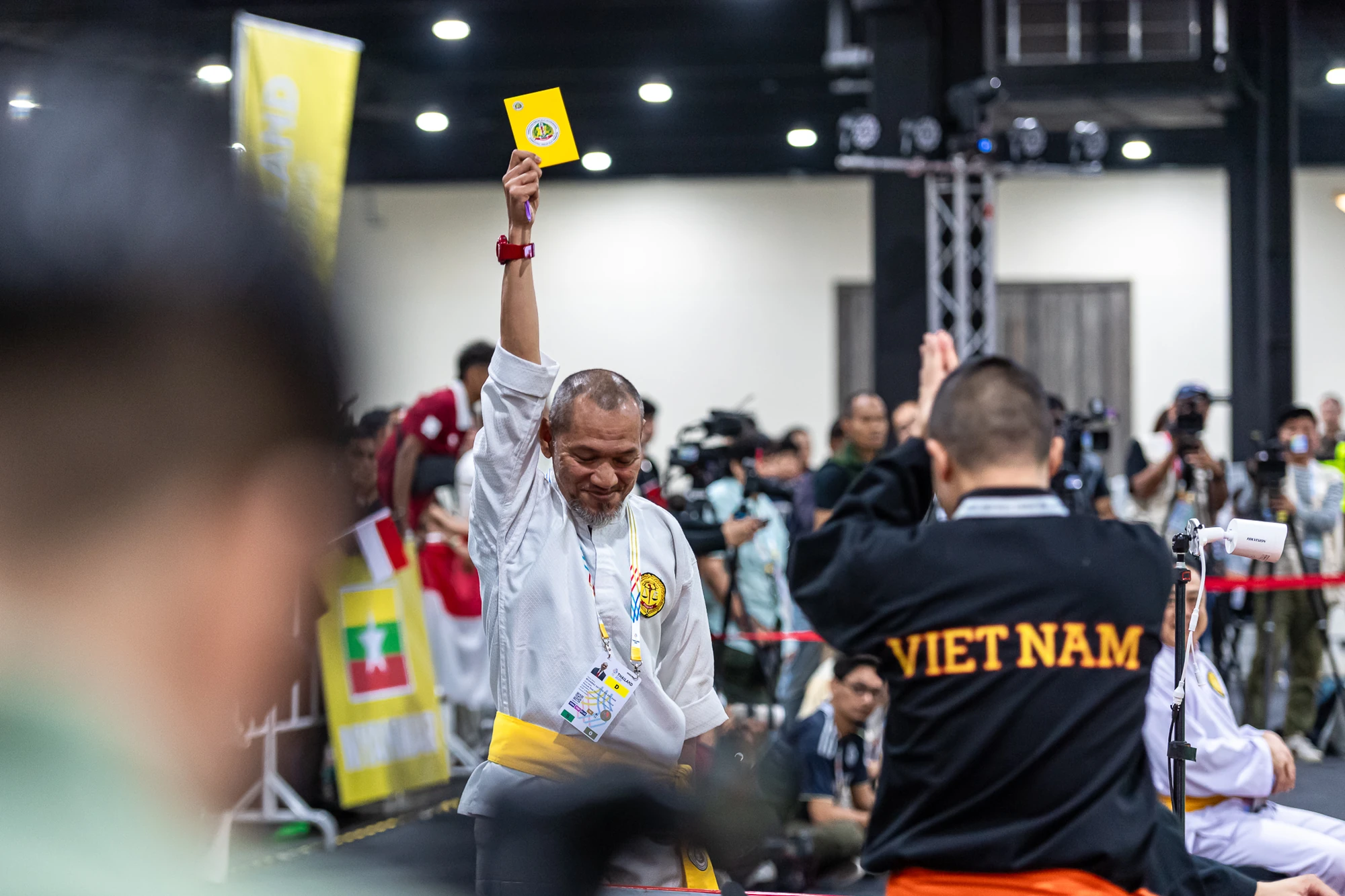 Nén đau thi đấu, VĐV 18 tuổi xứ Thanh giành HCB Pencak Silat tại SEA Games đầu tiên trong sự nghiệp