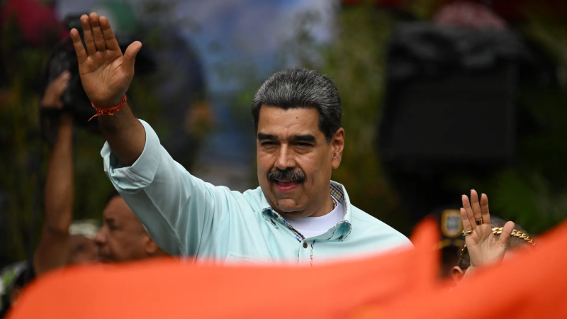 Mỹ bắt giữ thêm một tàu chở dầu ngoài khơi Venezuela sau tuyên bố “phong tỏa”, biển Caribe lại dậy sóng