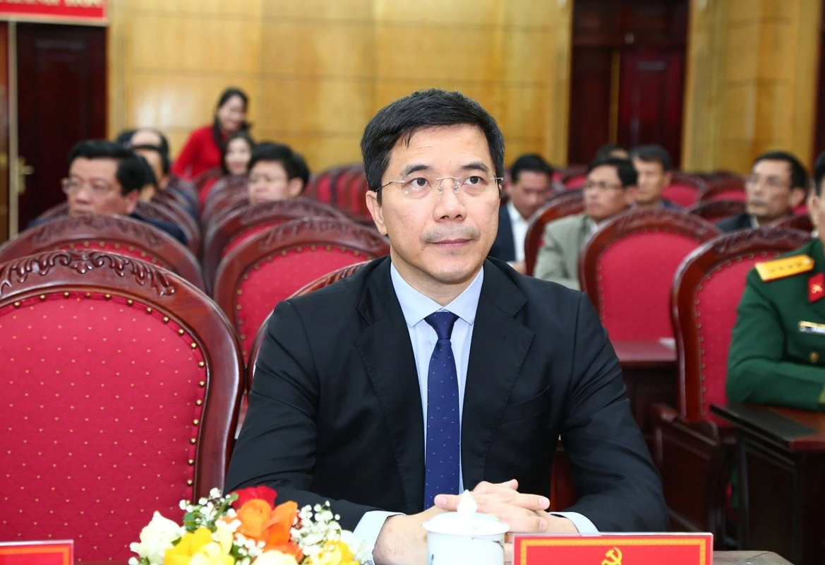 Xây dựng đội ngũ cán bộ ngành Nội chính Đảng liêm chính, bản lĩnh, trung thành, trách nhiệm và chuyên nghiệp