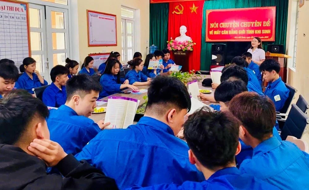 Tháng hành động Quốc gia về Dân số và Ngày Dân số Việt Nam: Thanh Hóa đẩy mạnh công tác truyền thông