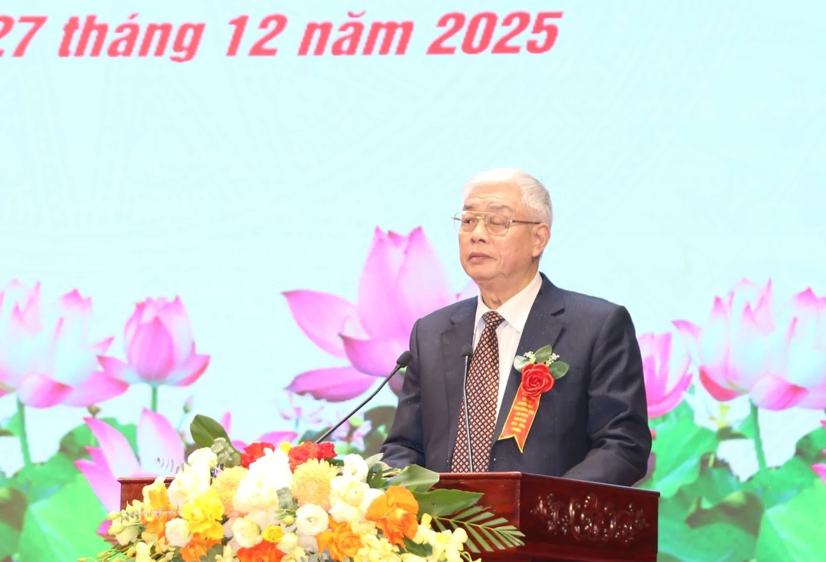 Đẩy mạnh phong trào thi đua khuyến học, khuyến tài, xây dựng xã hội học tập