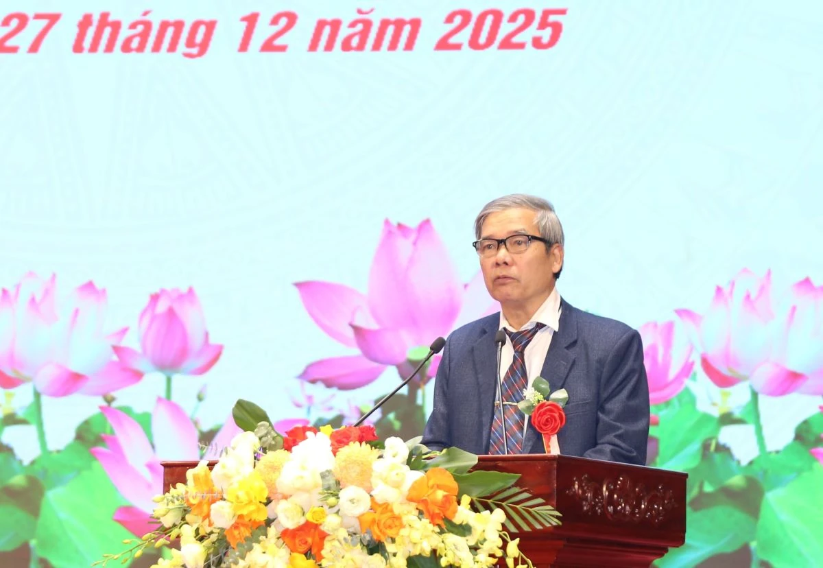 Đẩy mạnh phong trào thi đua khuyến học, khuyến tài, xây dựng xã hội học tập