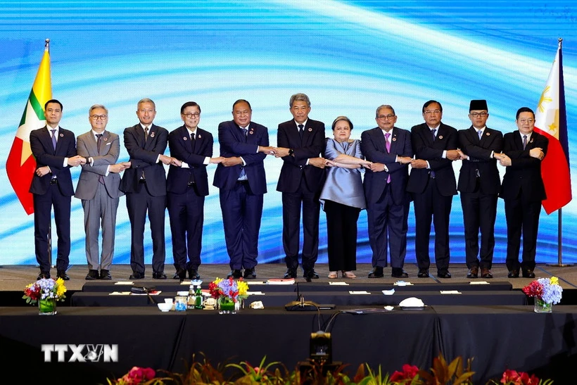 Nhìn lại thế giới năm 2025: Thách thức an ninh châu Á và phép thử ngoại giao