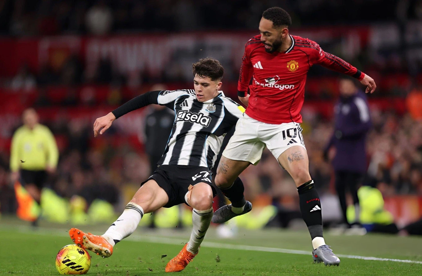 Hoàng Đức giành Quả bóng Vàng; Man Utd thắng nghẹt thở
