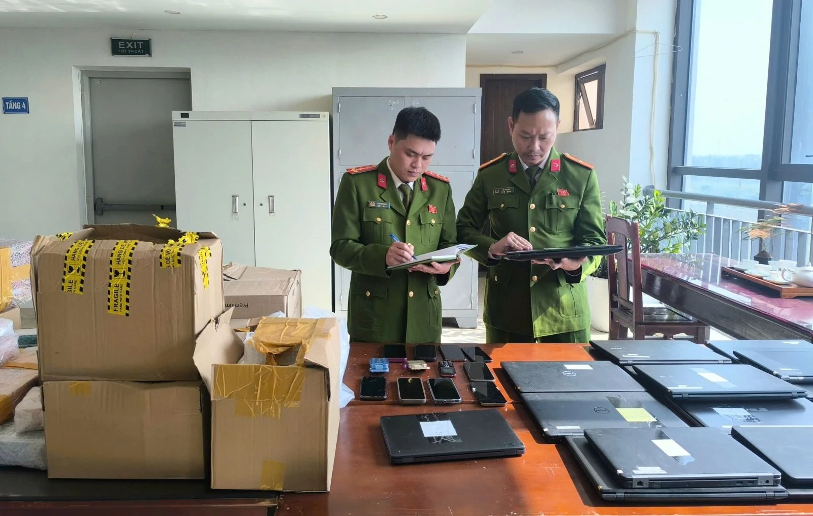 Triệt phá đường dây lừa đảo bằng hình thức thông báo trúng thưởng quy mô lớn