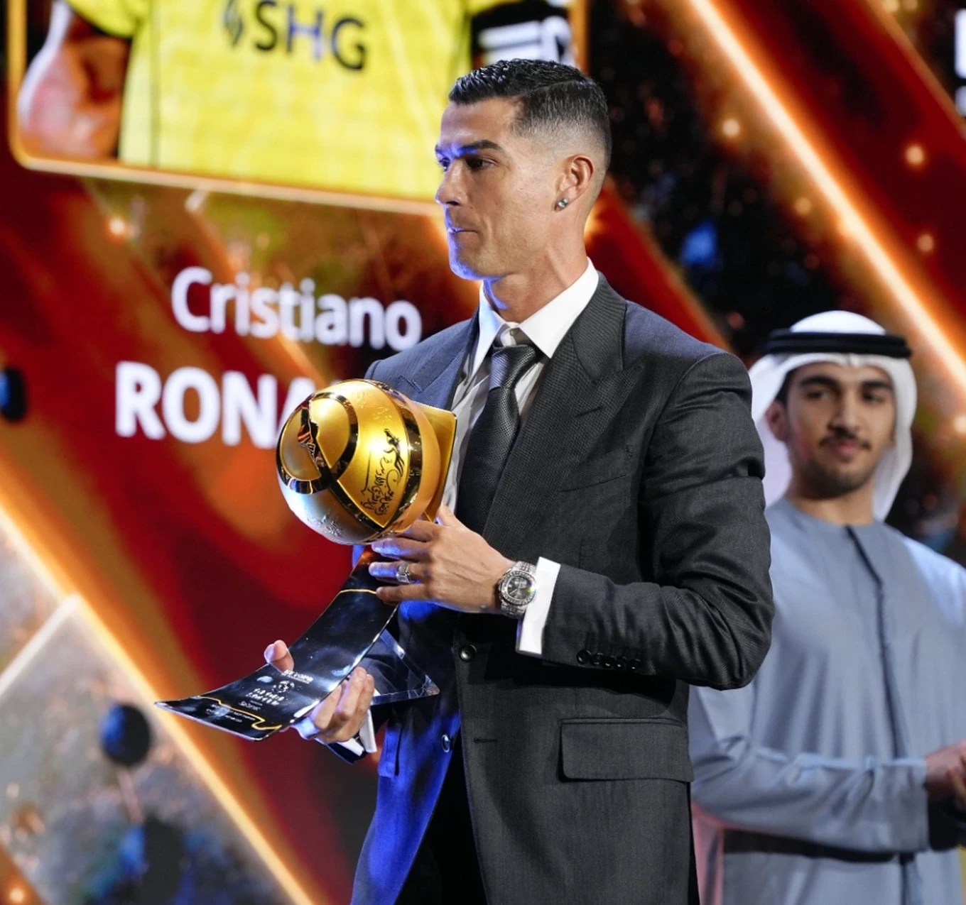 Báo Hàn Quốc kỳ vọng U23 Việt Nam vươn tầm châu lục; Ronaldo nhận giải Cầu thủ hay nhất Trung Đông