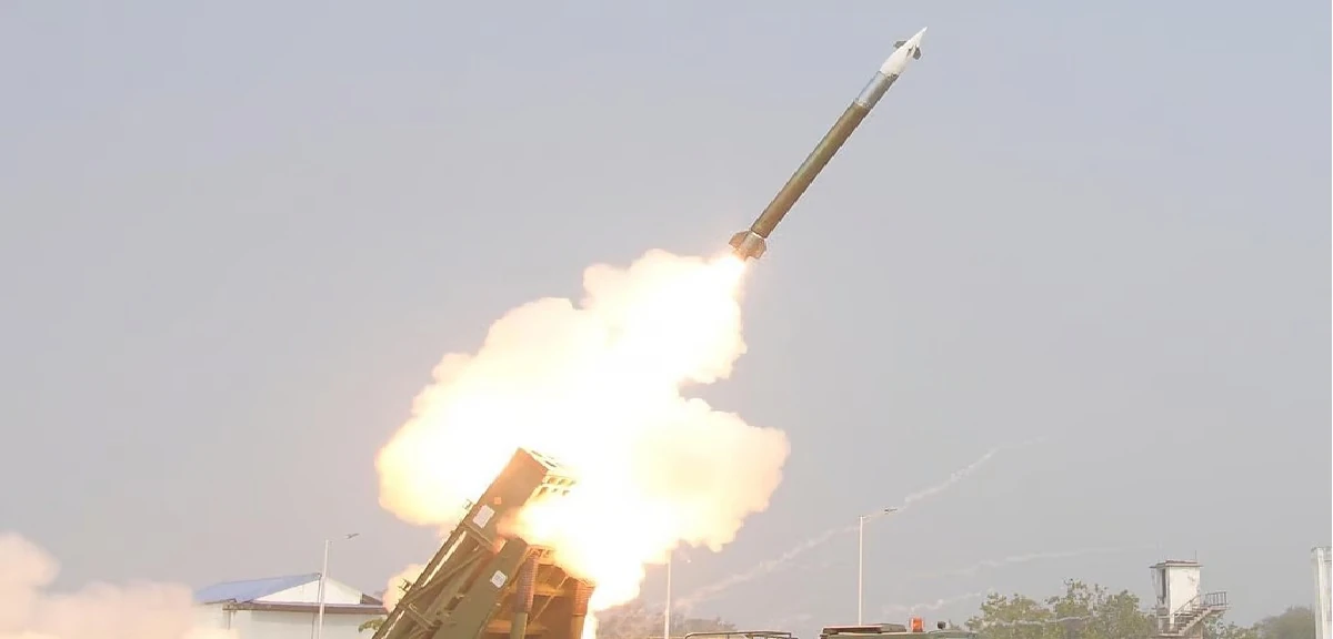 Ấn Độ thử thành công rocket dẫn đường tầm xa, phê duyệt mua sắm quốc phòng trị giá hơn 8 tỷ USD