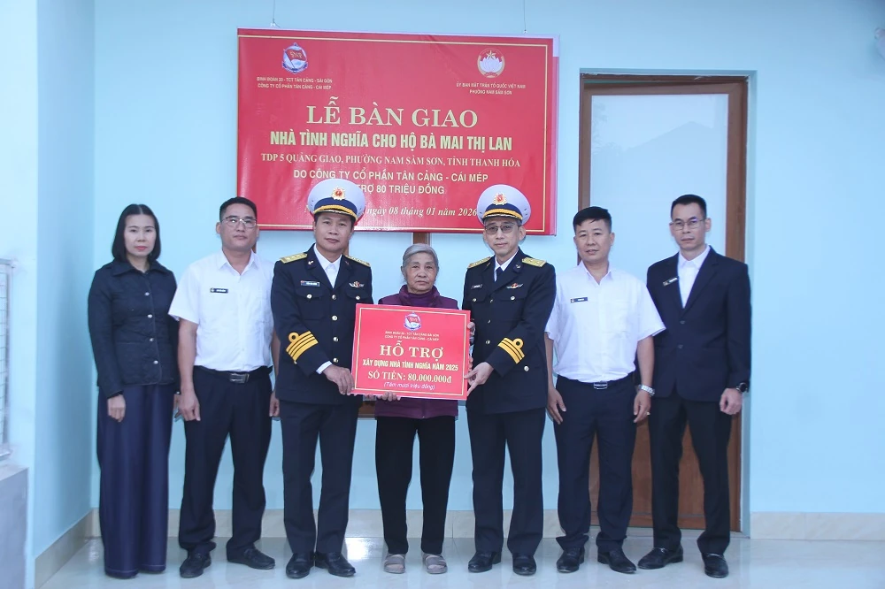 Công ty Cổ phần Tân Cảng - Cái Mép bàn giao 3 căn nhà tình nghĩa tại Thanh Hóa
