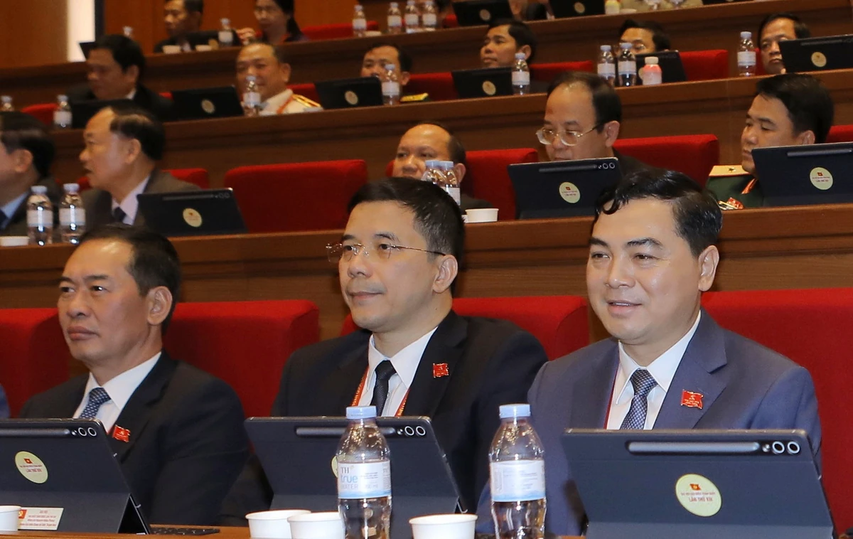 Đại hội XIV của Đảng: Đoàn đại biểu Đảng bộ tỉnh Thanh Hóa dự phiên thảo luận tại hội trường