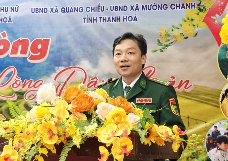 Xuân Biên phòng ấm lòng dân bản mang Tết trọn vẹn đến đồng bào biên giới