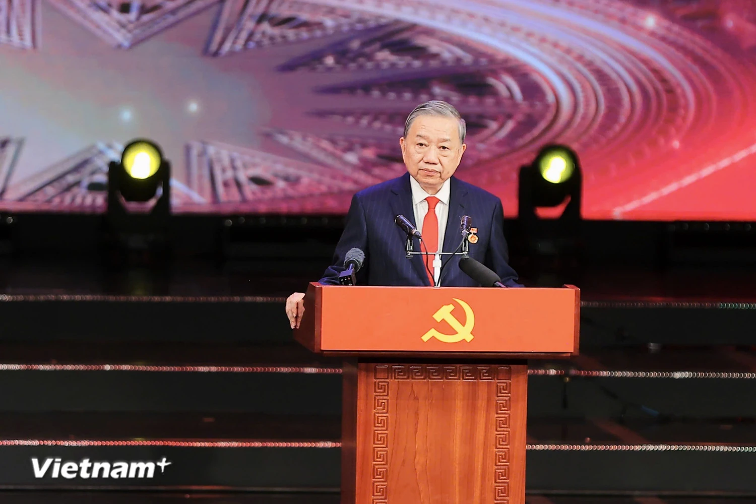 Phát biểu của Tổng Bí thư Tô Lâm tại Lễ tuyên dương Bí thư chi bộ xuất sắc và trao Giải Búa liềm vàng lần thứ X