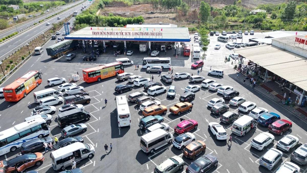 Thanh Hóa bảo đảm cung ứng xăng dầu trên cao tốc dịp Tết Nguyên đán Bính Ngọ