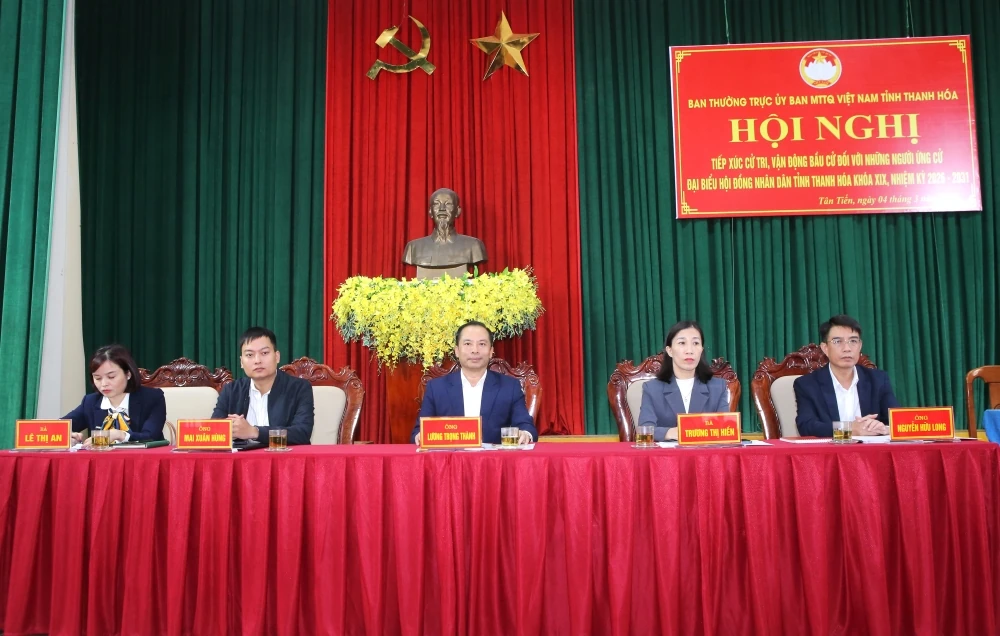 Ứng cử viên đại biểu HĐND tỉnh tiếp xúc cử tri tại đơn vị bầu cử số 21