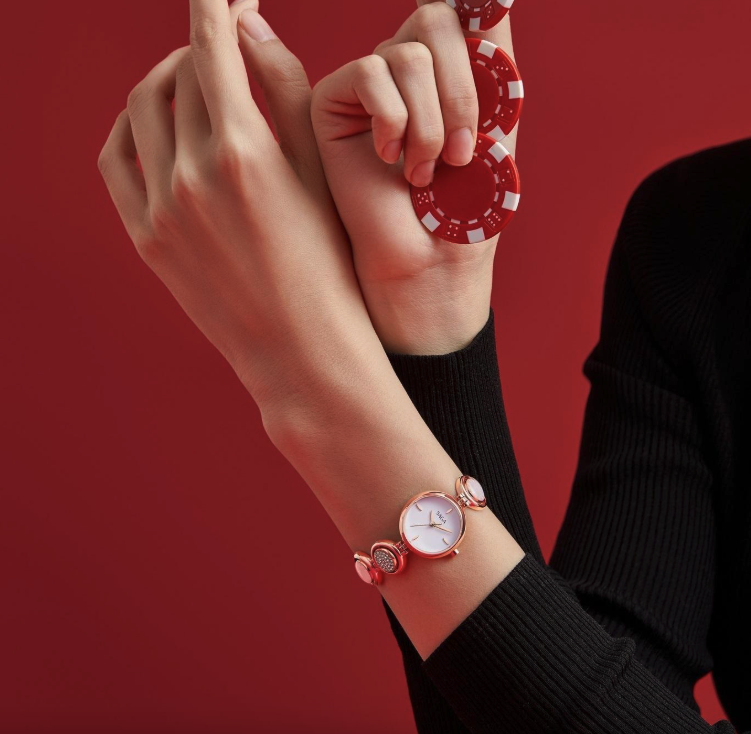 Bảng giá 10 hãng đồng hồ thời trang nổi tiếng tại Việt Nam