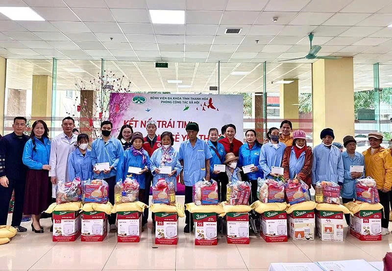 “Điểm tựa” cho bệnh nhân nghèo