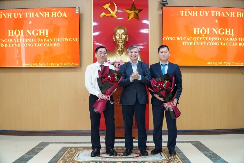 Công bố các Quyết định của Ban Thường vụ Tỉnh ủy về công tác cán bộ