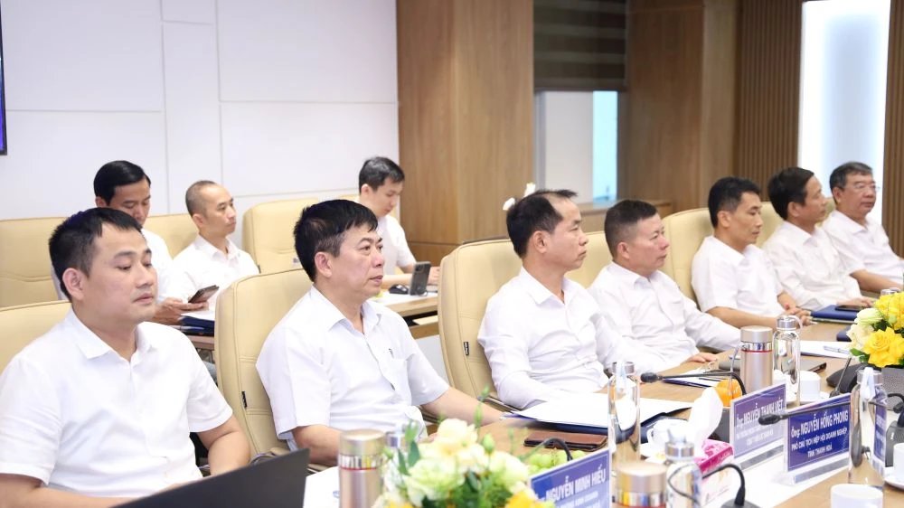 Tăng cường phối hợp, bảo đảm điện phục vụ sản xuất, kinh doanh