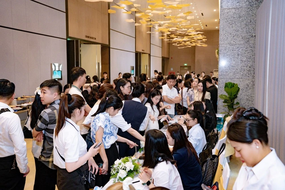 S1 - The Sentosa “tăng nhiệt” tại thị trường xứ Thanh
