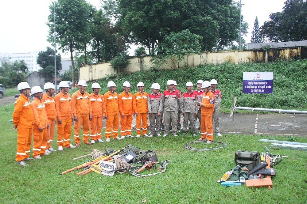 Công ty Điện lực Thanh Hóa diễn tập phòng chống thiên tai và tìm kiếm cứu nạn năm 2026