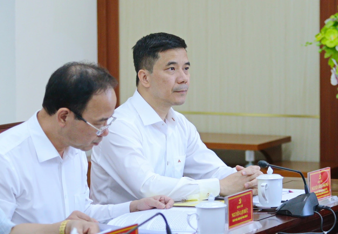 Chuyển mạnh tư duy từ “chống” sang “phòng là chính”, nhằm hạn chế thấp nhất các sai phạm, tiêu cực