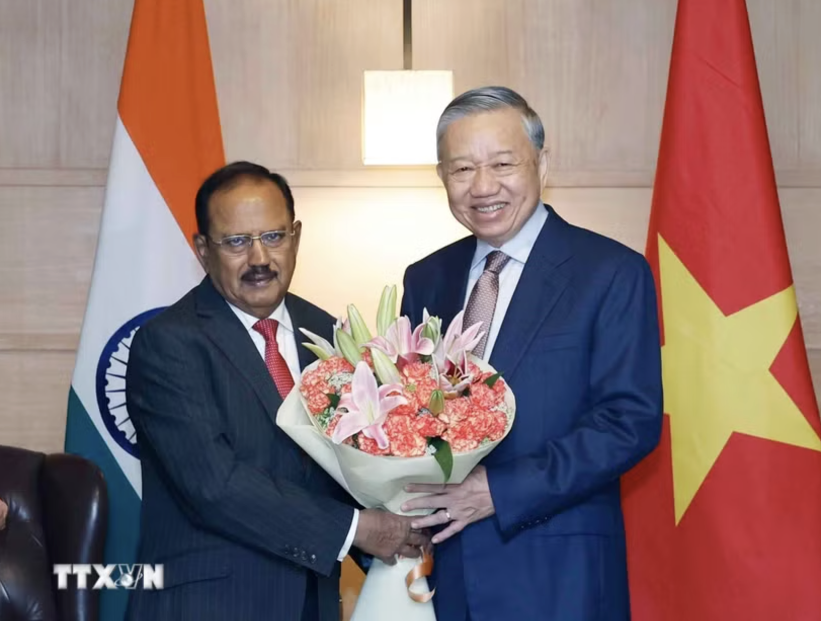 Tổng Bí thư, Chủ tịch nước Tô Lâm tiếp Cố vấn An ninh Quốc gia Ấn Độ Ajit Doval