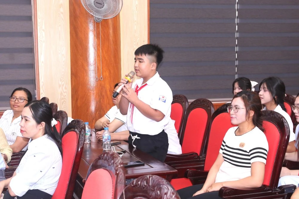 “Nói không với trừng phạt thân thể - Lắng nghe trẻ em nói, bảo vệ trẻ em bằng hành động”