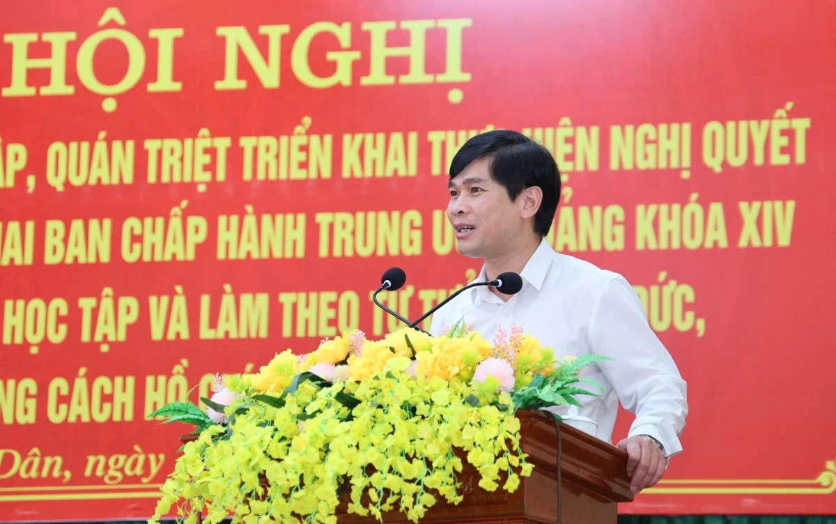 Phường Tân Dân tổ chức nghiên cứu chuyên đề học tập và làm theo tư tưởng, đạo đức, phong cách Hồ Chí Minh